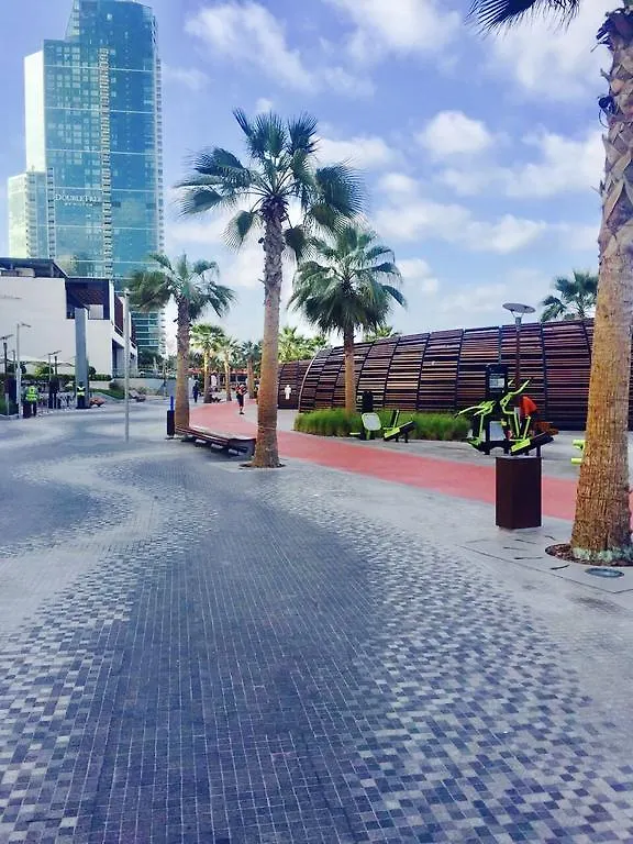 Jumeirah beach Apt Apartment