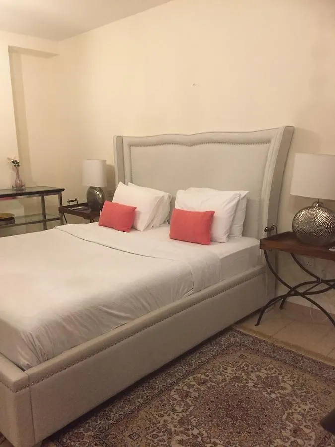 Jumeirah beach Apt Dubai